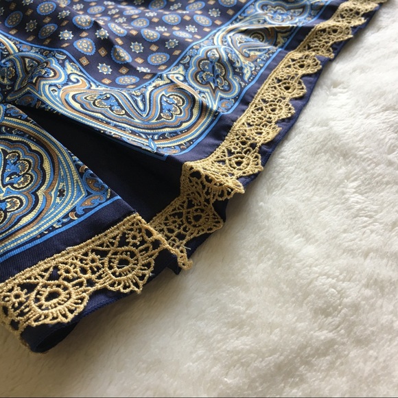 HP🌹{HALE BOB} 💯% Silk Boho Lace Trim Top - Picture 2 of 8